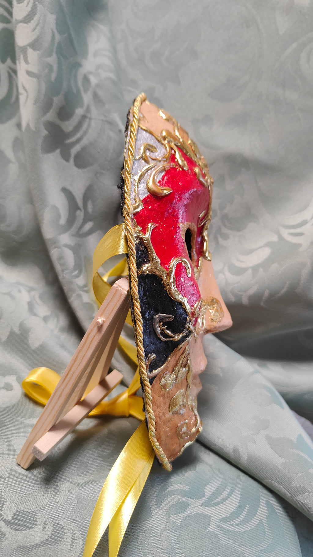 Maske "Trickster" (Die Dame) oder "Scheherazade"