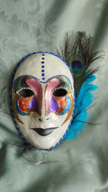 Maske "Die Persona des Pfaus"