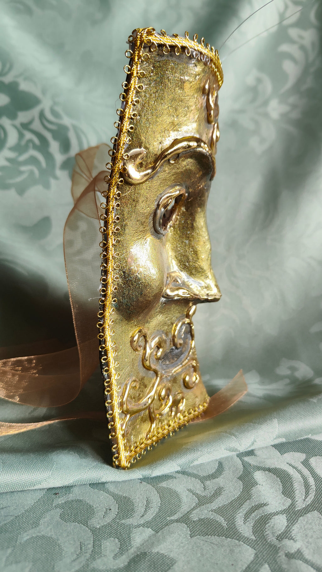 Maske "Die Träne des Midas"