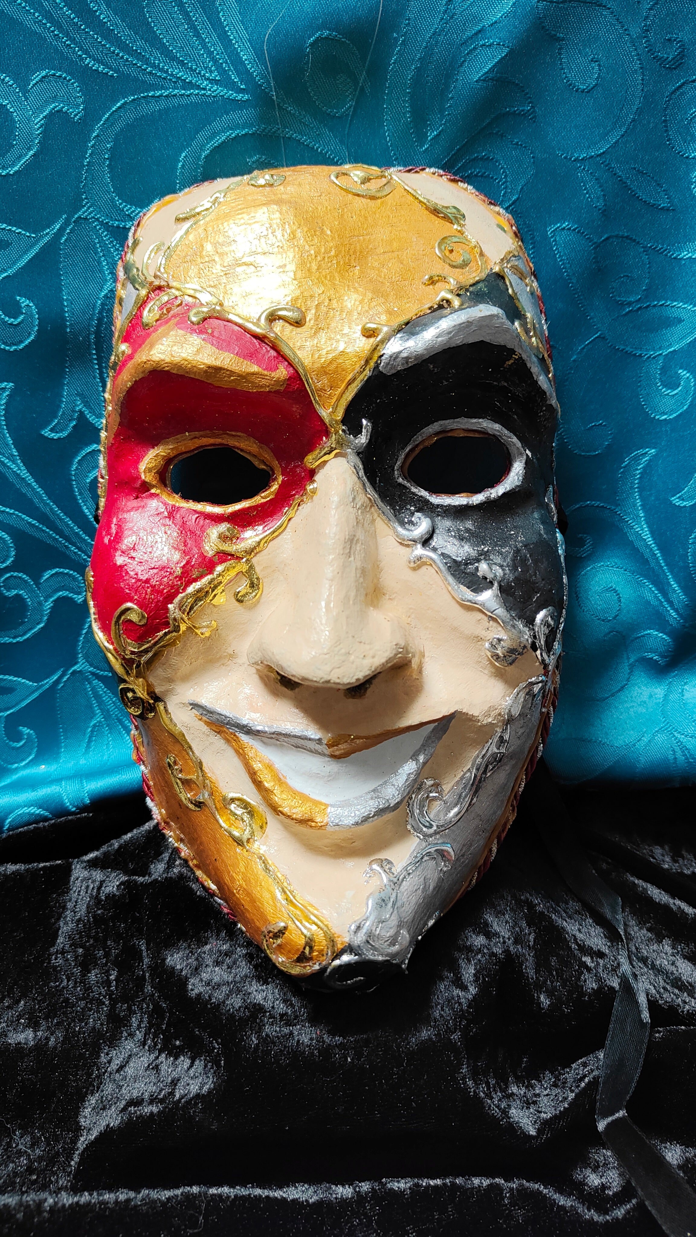 Maske "Trickster“ (Der Herr)