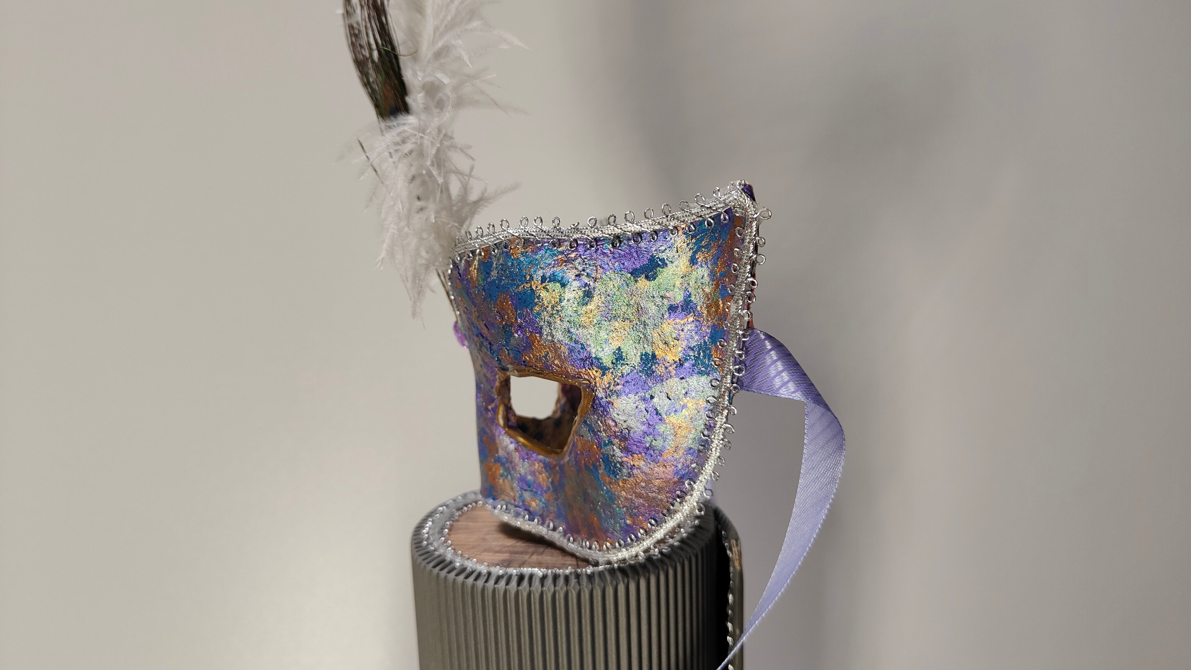 Halbmaske "Celestia" – Ein Hauch von Unendlichkeit